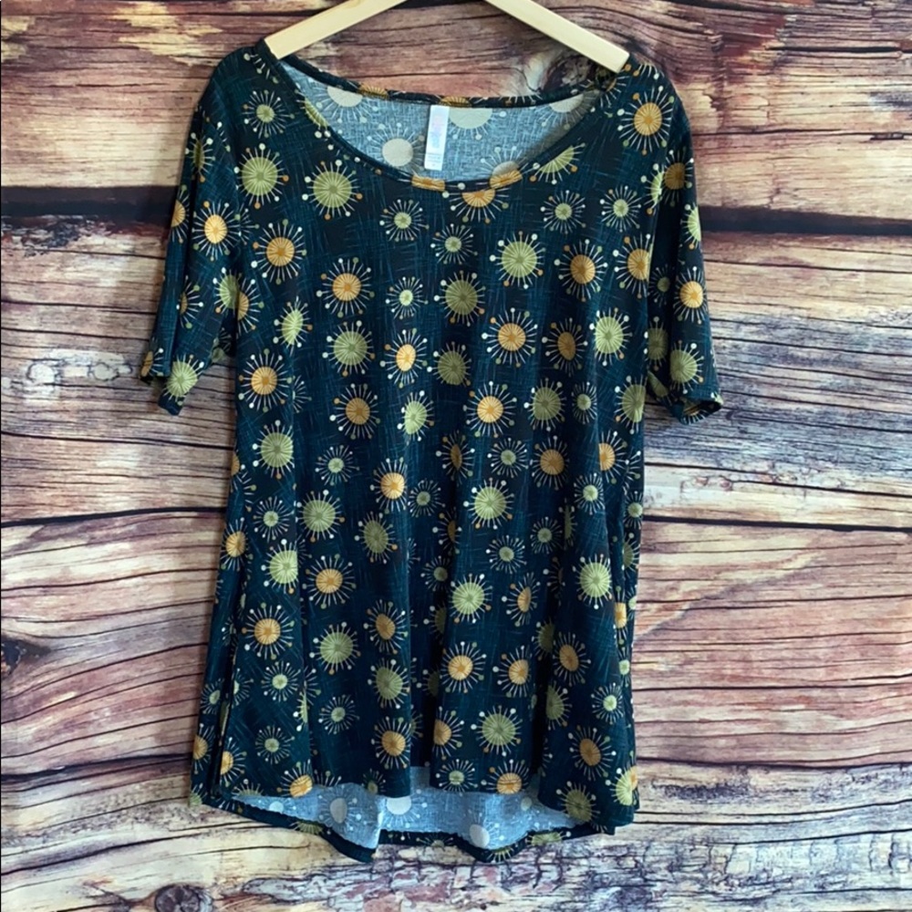LuLaRoe Perfect Tee